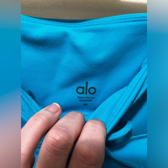 alo Lace Up Yogi Short Aqua Women's Size medium - Picture 4 of 7
